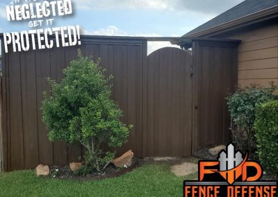 Fence And Gate Staining And Repair