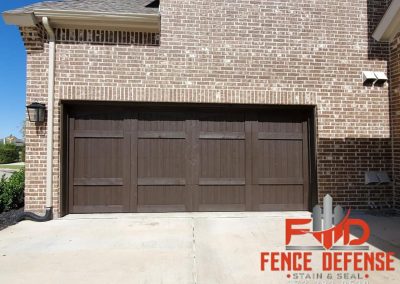 How to stain a garage door