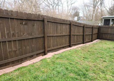 Frisco Fence Staining Chocolate Semi Solid
