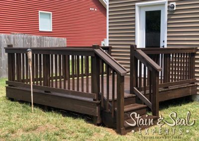 Professional Fence Staining Walnut Semi Transparent